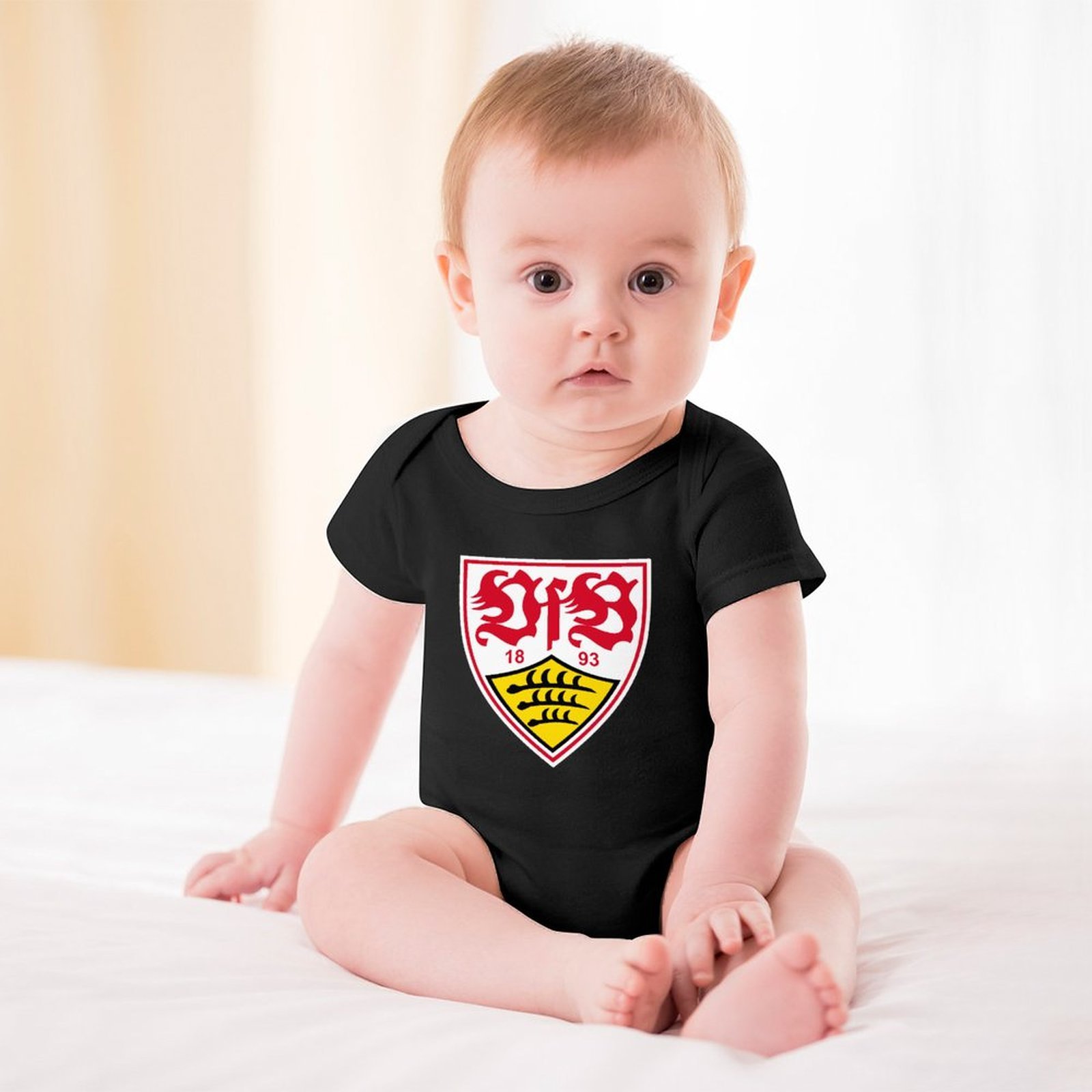 VfB Stuttgart Baby Bodysuit Strampler Schlafanzug Mit Kurzen Ärmeln VfB Stuttgart Baby Bodysuit Strampler Schlafanzug Mit Kurzen Ärmeln