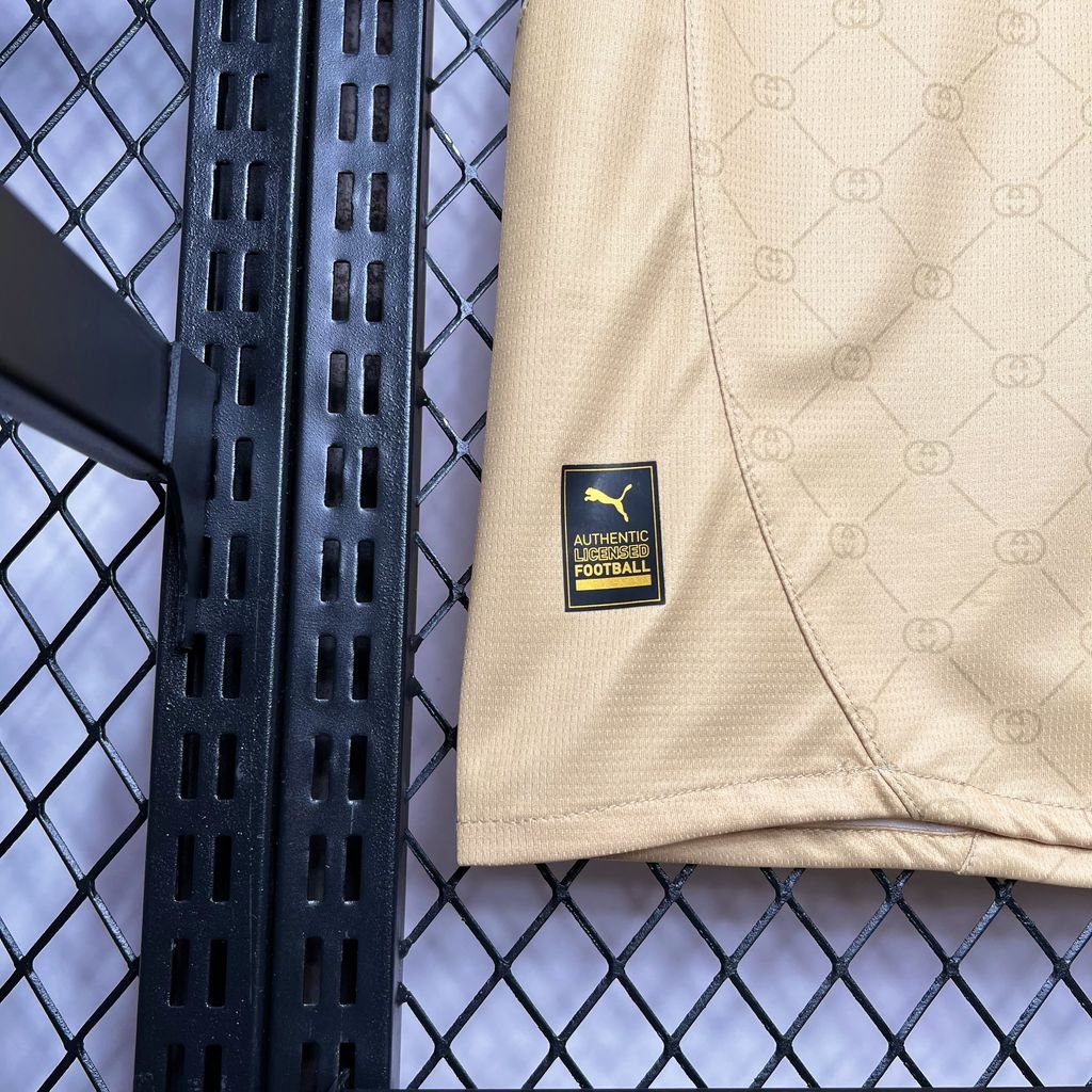 AC Mailand x GG Sondertrikot 2024-2025 AC Mailand x GG Sondertrikot 2024-2025