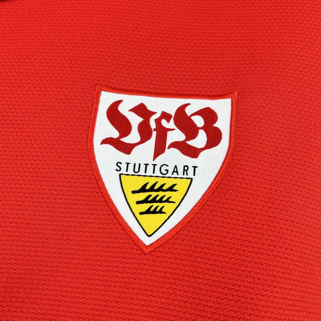 VfB Stuttgart Retro Away Trikot 2006-2007 VfB Stuttgart Retro Away Trikot 2006-2007