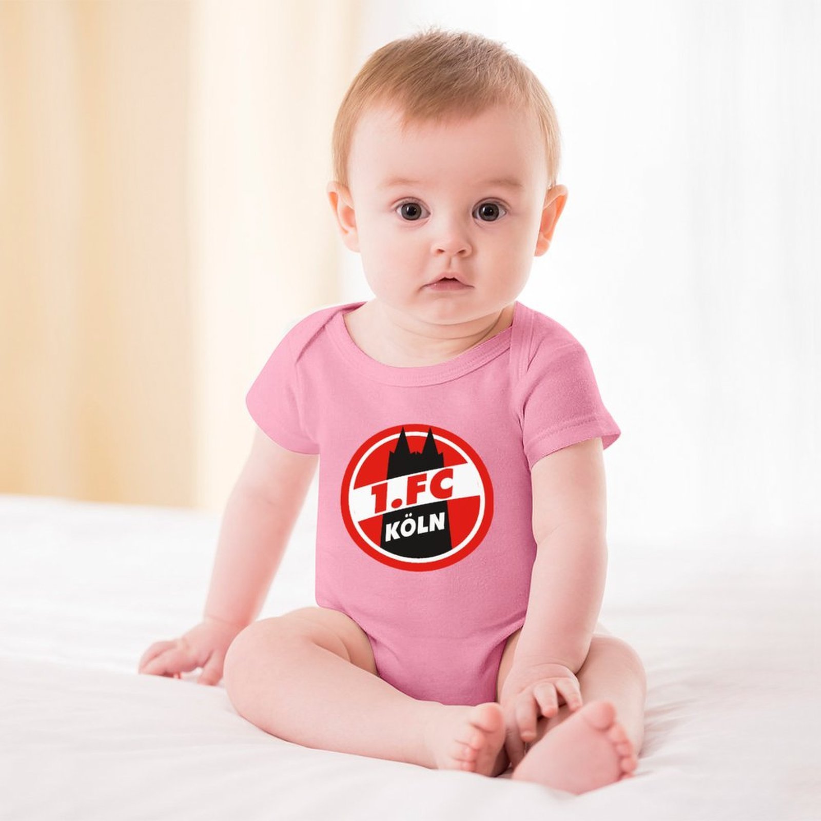 FC Köln Baby Bodysuit Strampler Schlafanzug Mit Kurzen Ärmeln FC Köln Baby Bodysuit Strampler Schlafanzug Mit Kurzen Ärmeln
