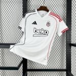 Beşiktaş J.K. Home Trikot 2025-2026