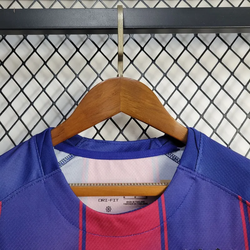 FC Barcelona Frauen Home Trikot 2025-2026 FC Barcelona Frauen Home Trikot 2025-2026