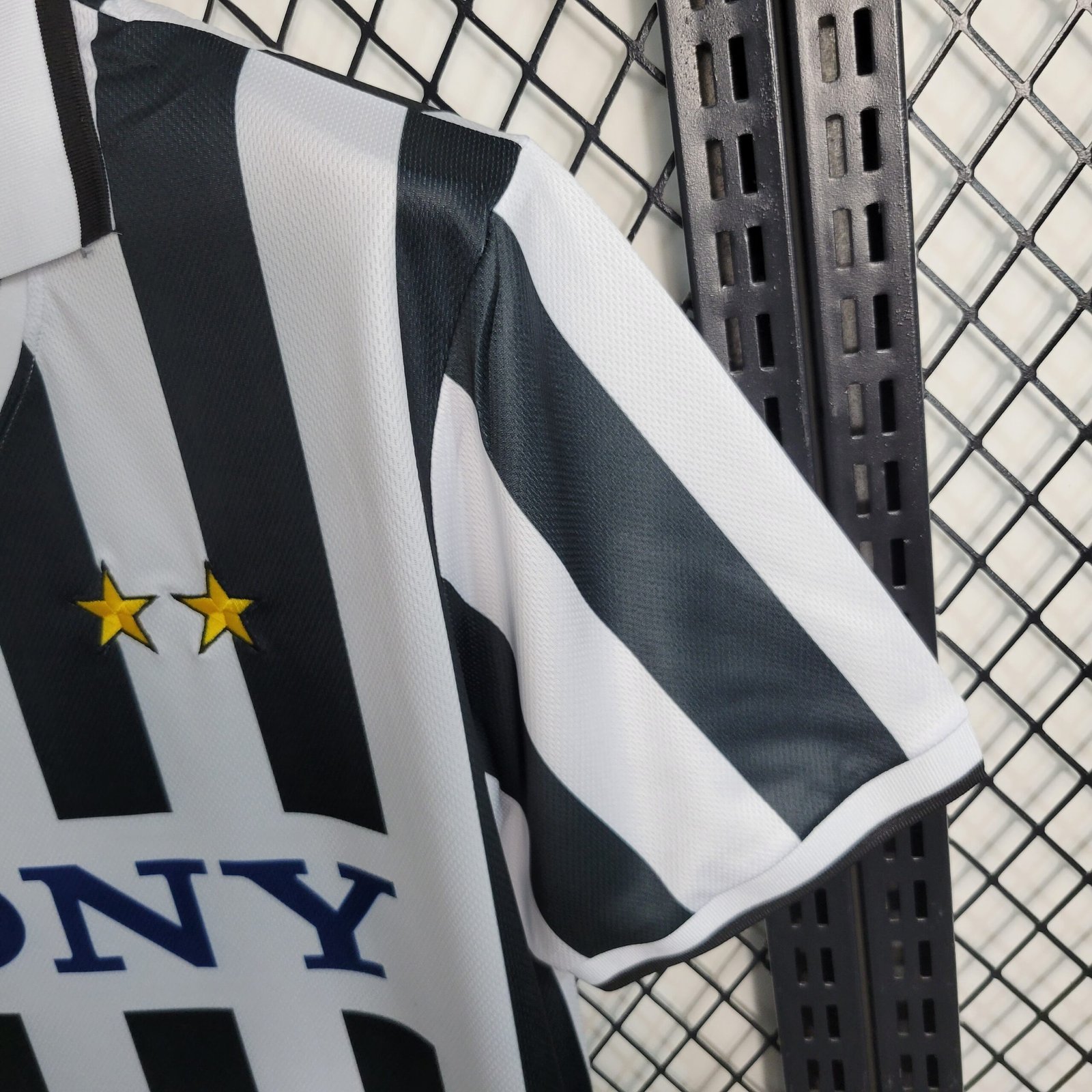 Juventus Home Retro Trikot 1995-1997 Juventus Home Retro Trikot 1995-1997