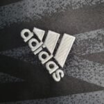 Beşiktaş 120-jährige Spieltrikots 2022-2023