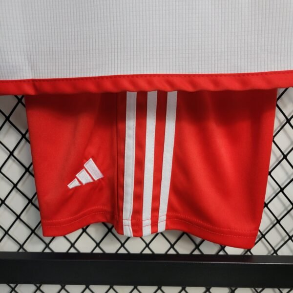 Bayern München Heimtrikot Kinder Minikit 2023-2024