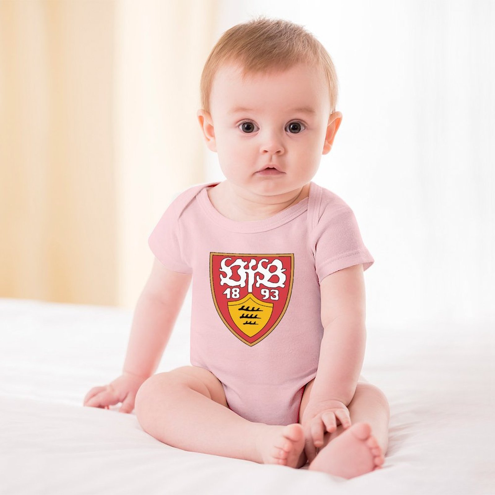 VfB Stuttgart Baby Bodysuit Strampler Schlafanzug Mit Kurzen Ärmeln VfB Stuttgart Baby Bodysuit Strampler Schlafanzug Mit Kurzen Ärmeln