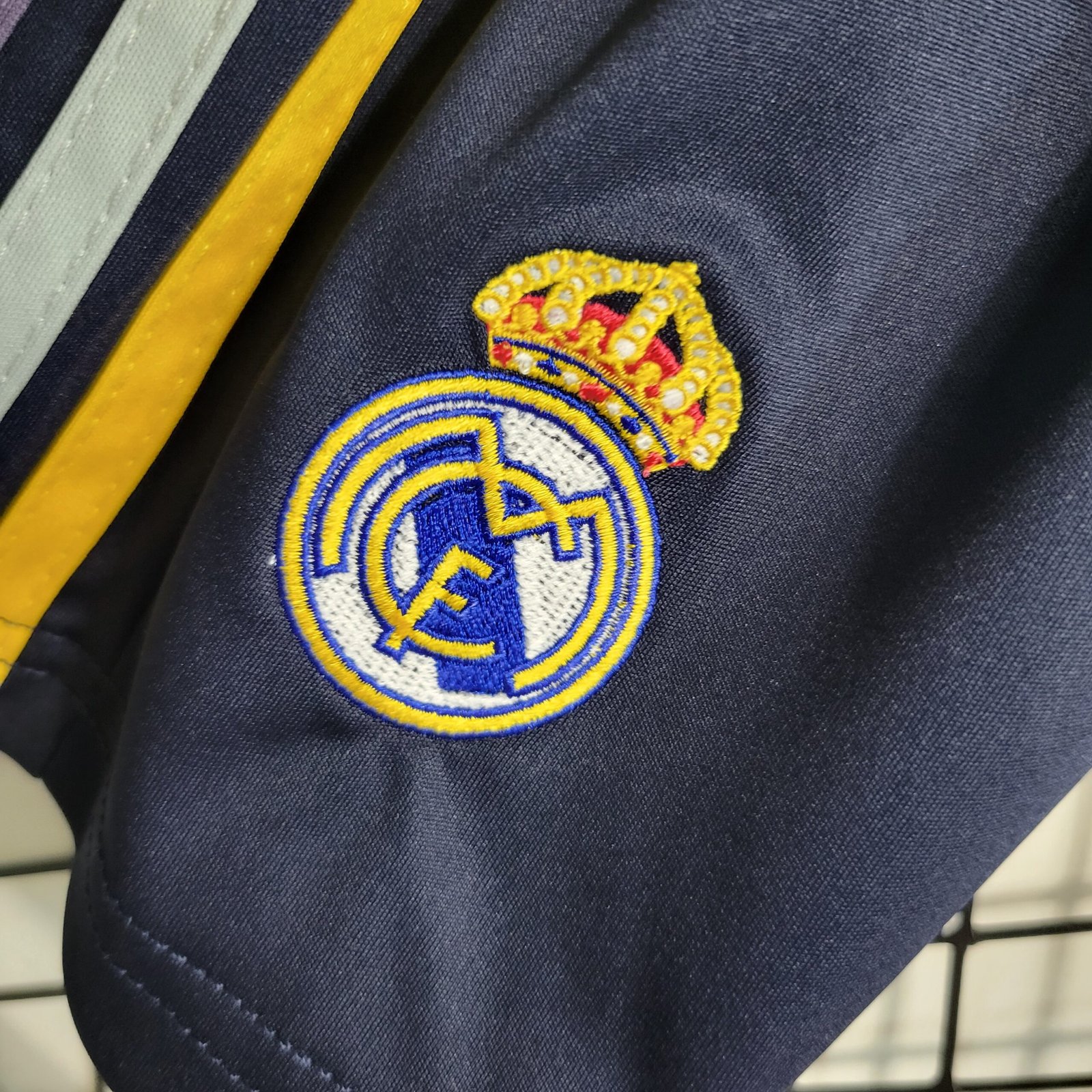 Real Madrid Arda Guler 24 Auswärtstrikot Kinder Mini Kit 2023-2024 Real Madrid Arda Guler 24 Auswärtstrikot Kinder Mini Kit 2023-2024