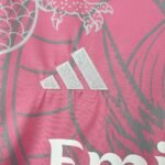Real Madrid Dragon Sondertrikot 2025-2026 - Rosa