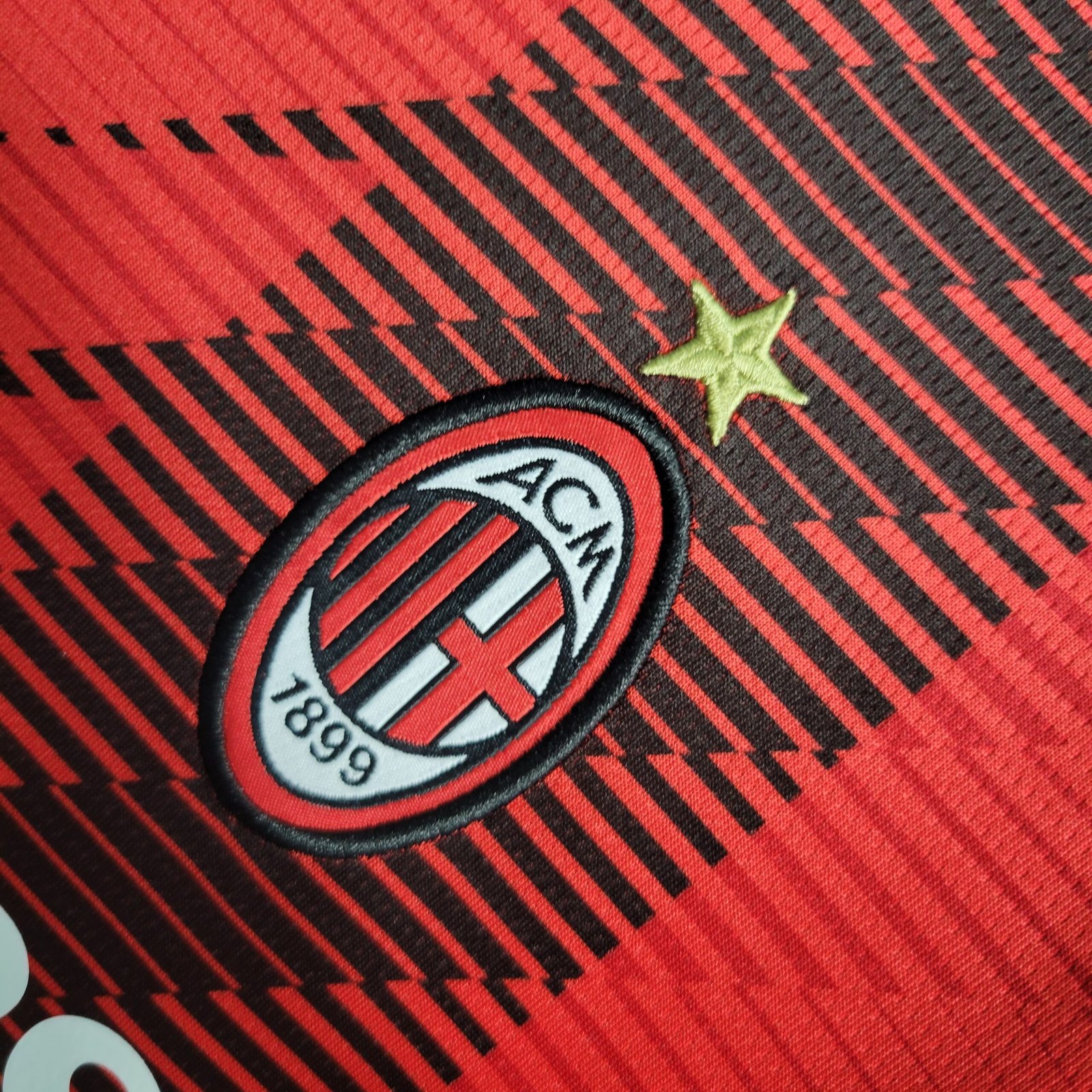 AC Mailand Heimtrikot Kinder 2023-2024 AC Mailand Heimtrikot Kinder 2023-2024