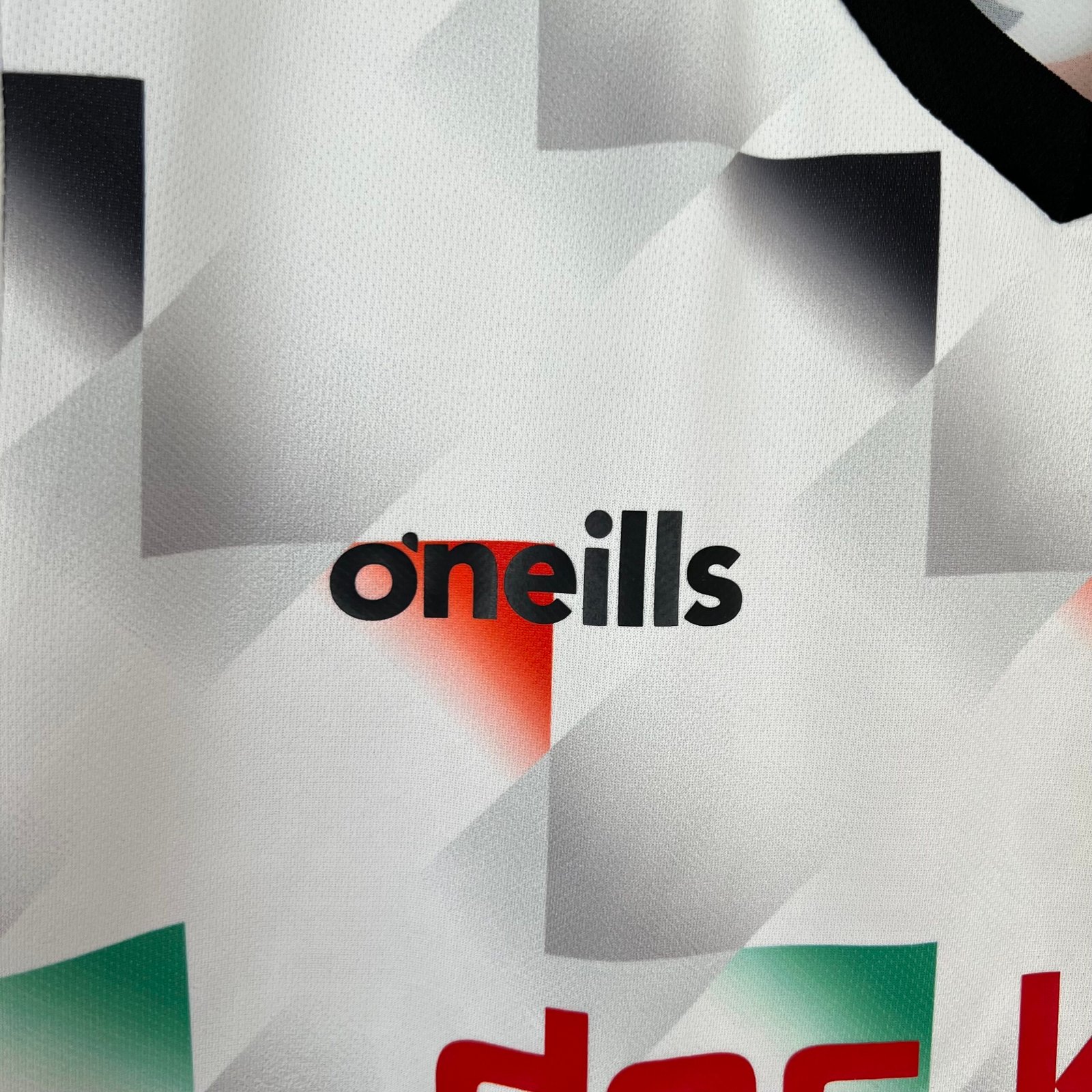 Bohemian F.C. Away Trikot 2023-2024 Bohemian F.C. Away Trikot 2023-2024