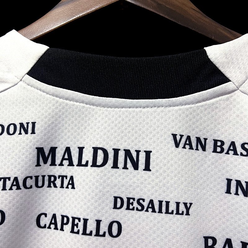 AC Mailand Legendärer Stern Sonderausgabe Trikot 2022-2023 AC Mailand Legendärer Stern Sonderausgabe Trikot 2022-2023