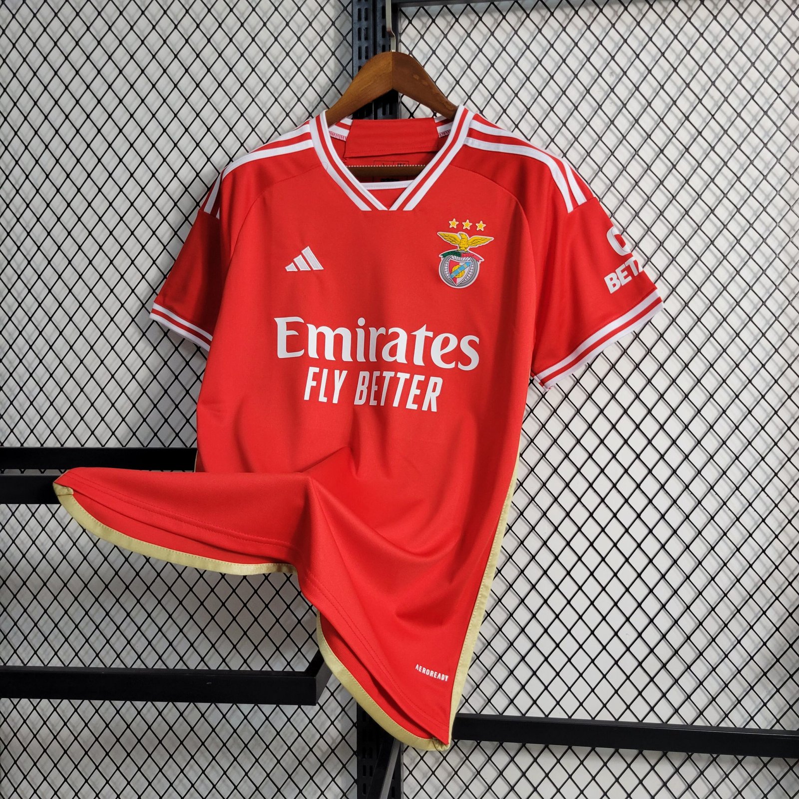 SL Benfica Home Trikot 2023-2024 - Rot SL Benfica Home Trikot 2023-2024 - Rot
