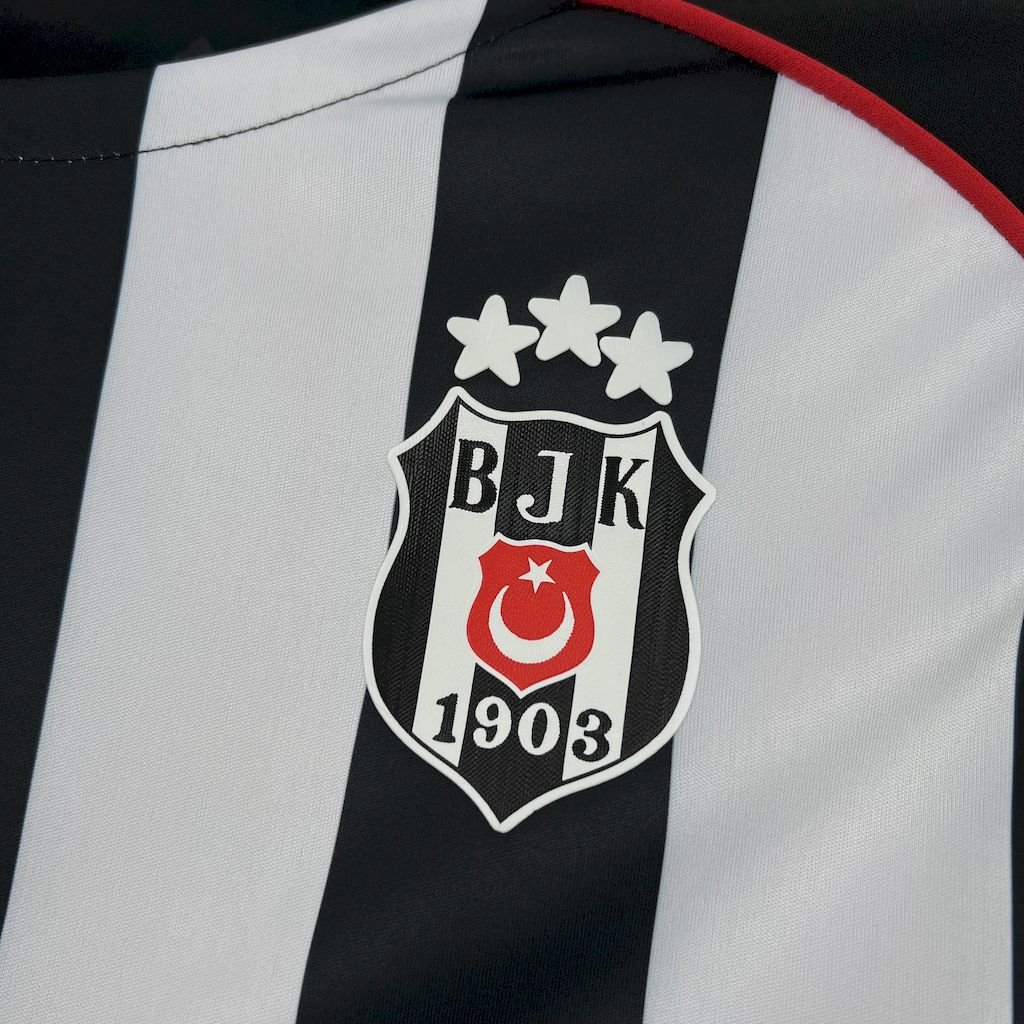 Beşiktaş J.K. Away Trikot 2025-2026 Beşiktaş J.K. Away Trikot 2025-2026