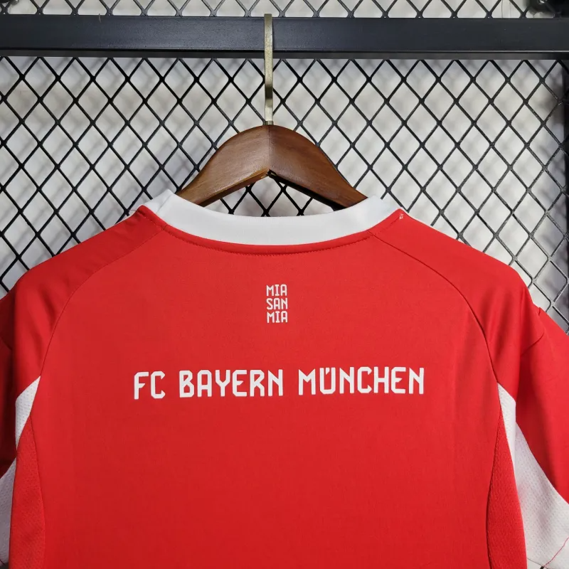 FC Bayern München Frauen Home Trikot 2025-2026 FC Bayern München Frauen Home Trikot 2025-2026