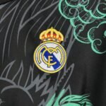 Real Madrid Dragon Sondertrikot 2025-2026 - Grün