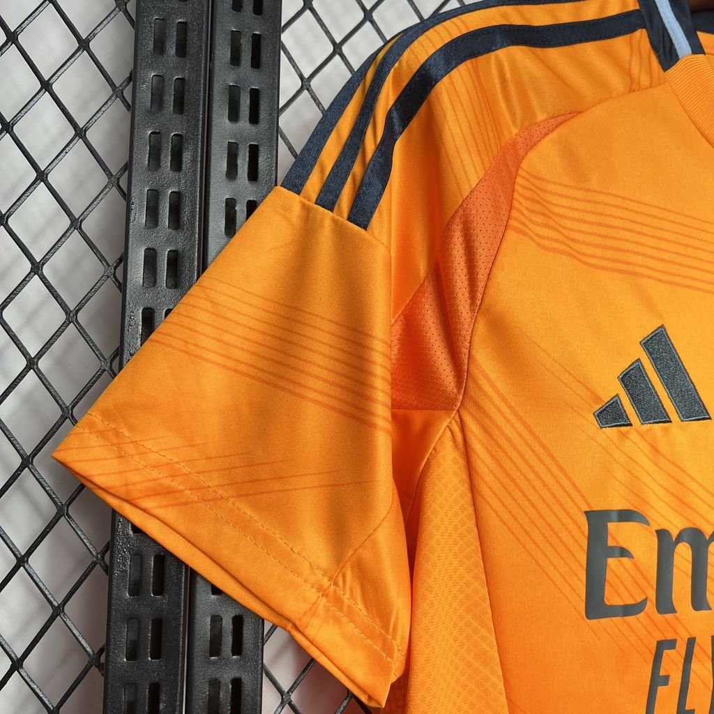 Real Madrid Arda Guler 15 Away Trikot 2024-2025 Real Madrid Arda Guler 15 Away Trikot 2024-2025