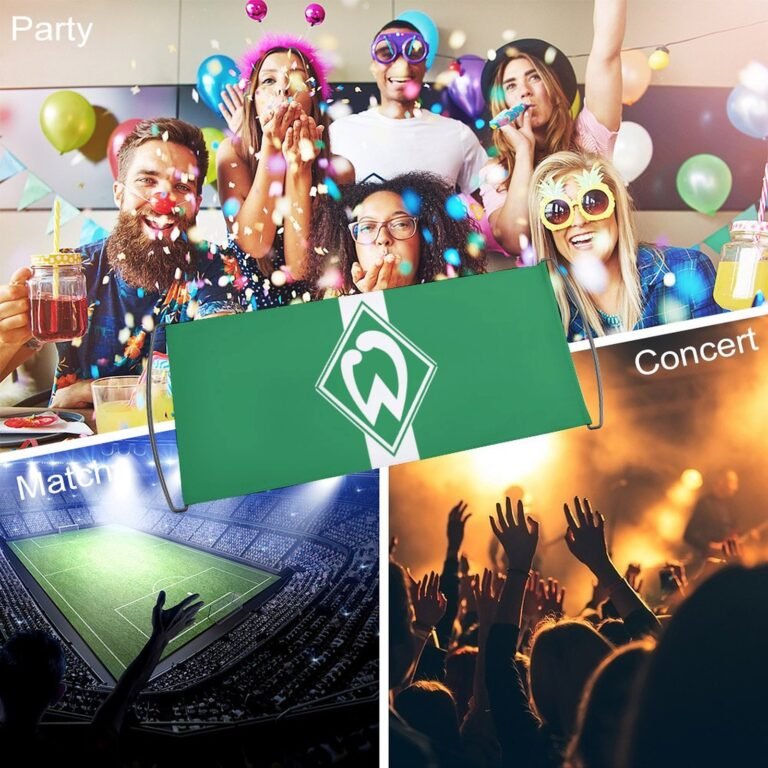 Werder Bremen Transparente Beim Fußballspiel, Fans Schwenken Fahnen
