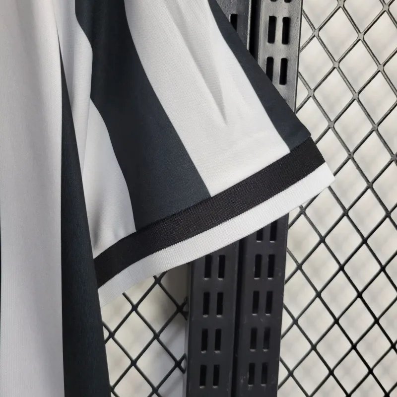 Juventus Home Retro Trikot 1998-1999 Juventus Home Retro Trikot 1998-1999