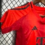 Bayern München Heimtrikot Kinder Minikit 2024-2025