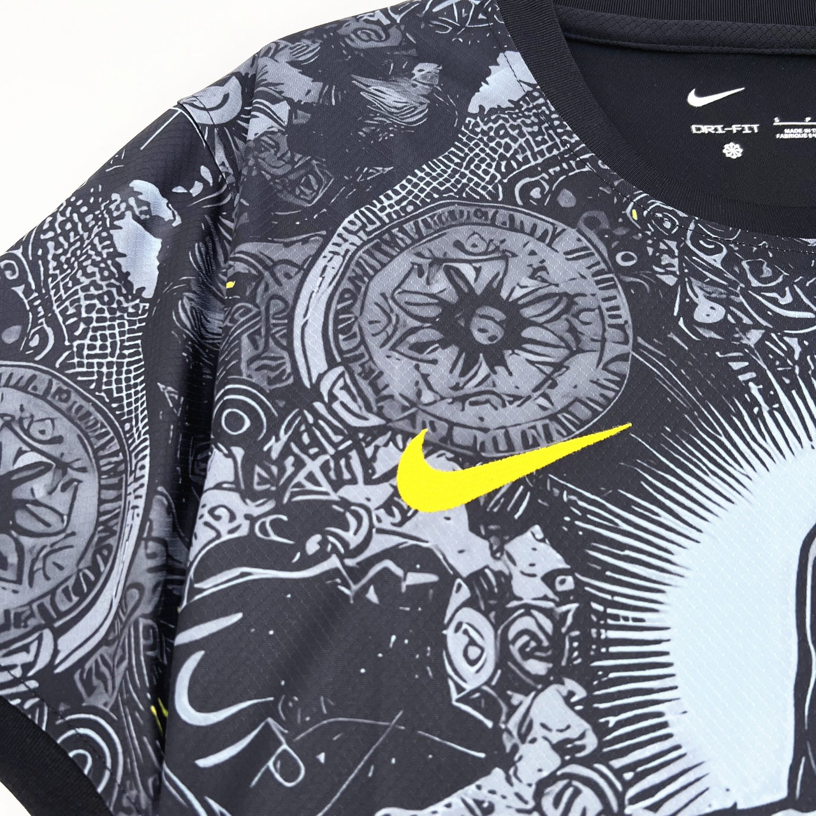 Brasilien Jesus Christus der Erlöser Sonderausgabe Trikot 2024-2025 - Schwarz Brasilien Jesus Christus der Erlöser Sonderausgabe Trikot 2024-2025 - Schwarz