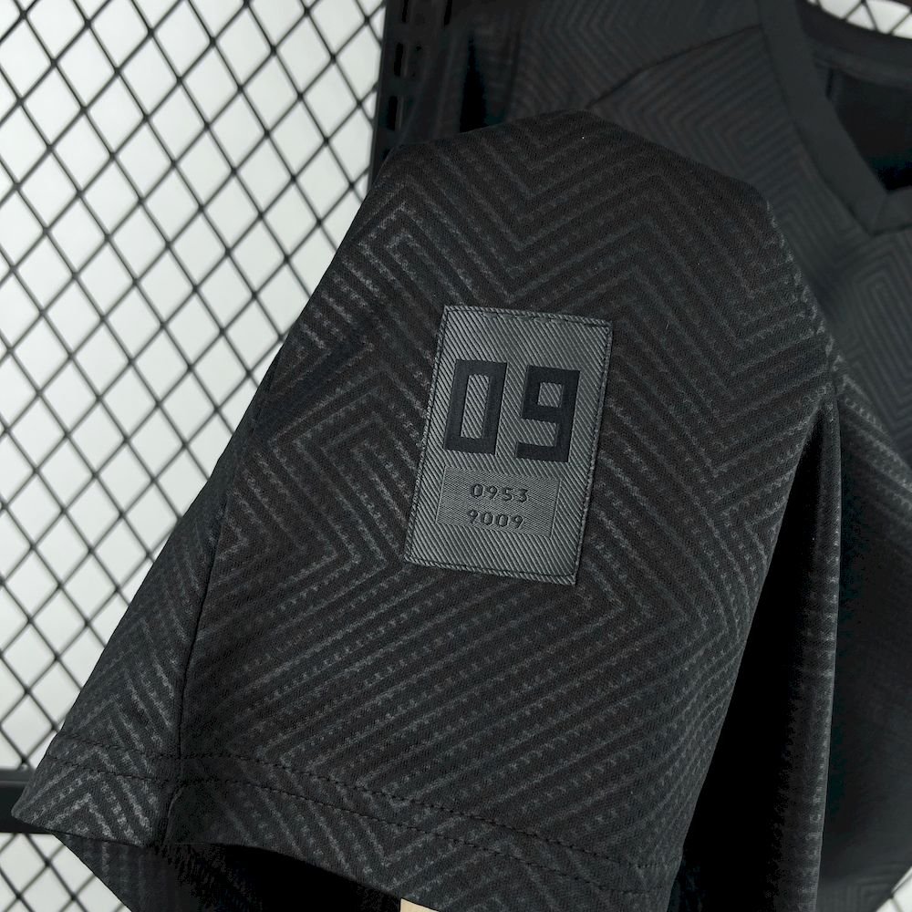 Borussia Dortmund 110 Jahre Jubiläum Sondertrikot 2019-2020 - Schwarz Borussia Dortmund 110 Jahre Jubiläum Sondertrikot 2019-2020 - Schwarz