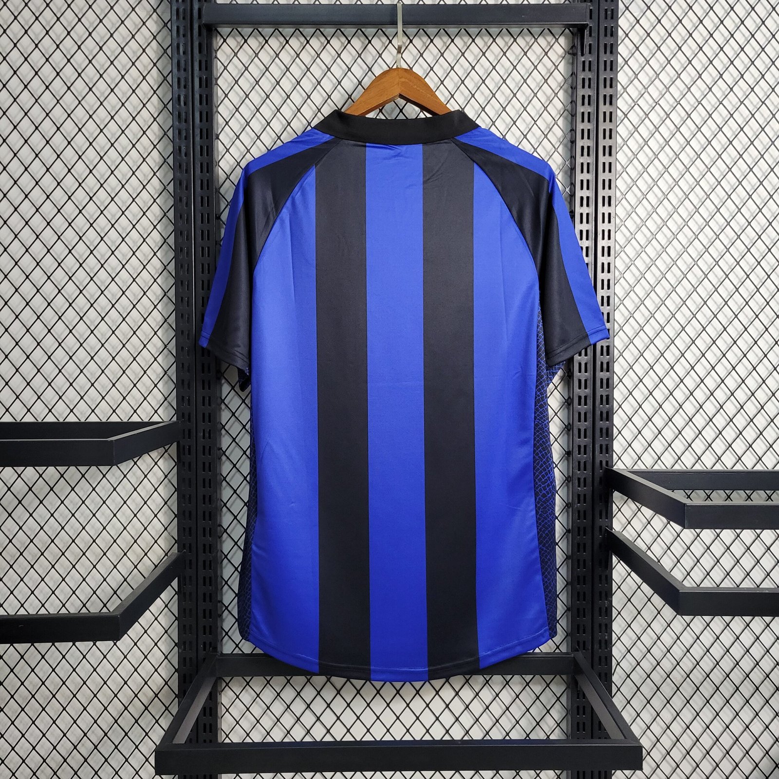 Inter Mailand Retro Home Trikot 2001-2002