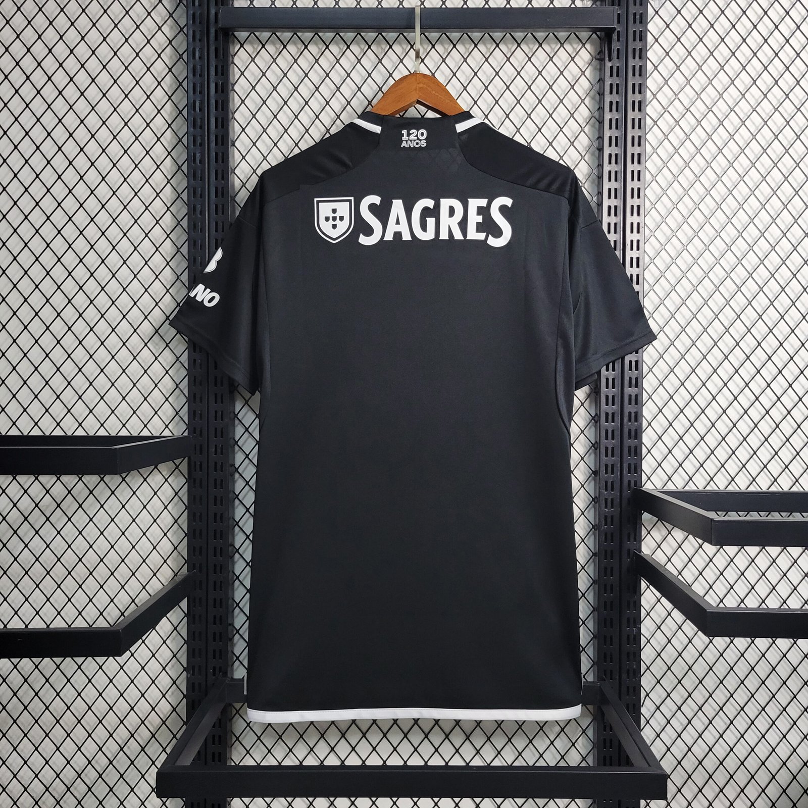 SL Benfica Away Trikot 2023-2024 - Schwarz SL Benfica Away Trikot 2023-2024 - Schwarz