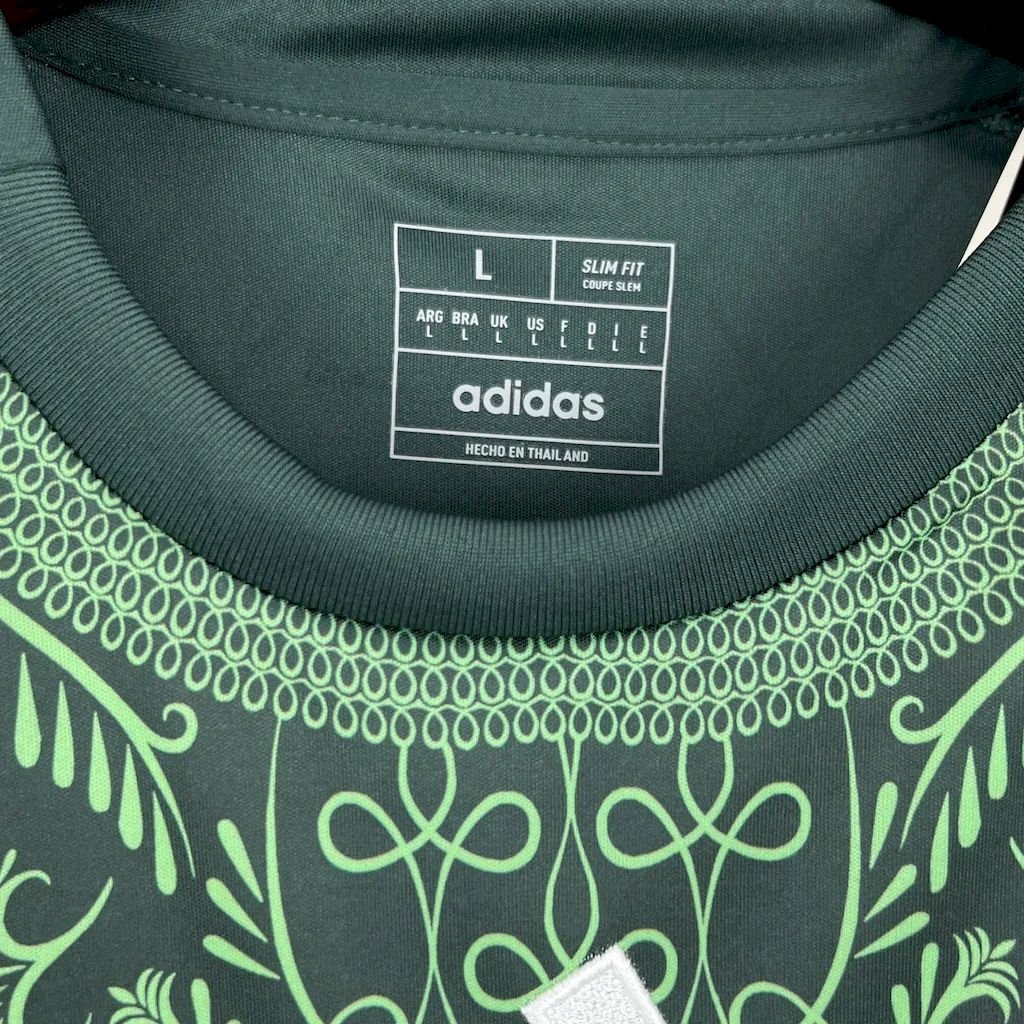 Algerien Away Trikot 2024-2025 - Grün Algerien Away Trikot 2024-2025 - Grün