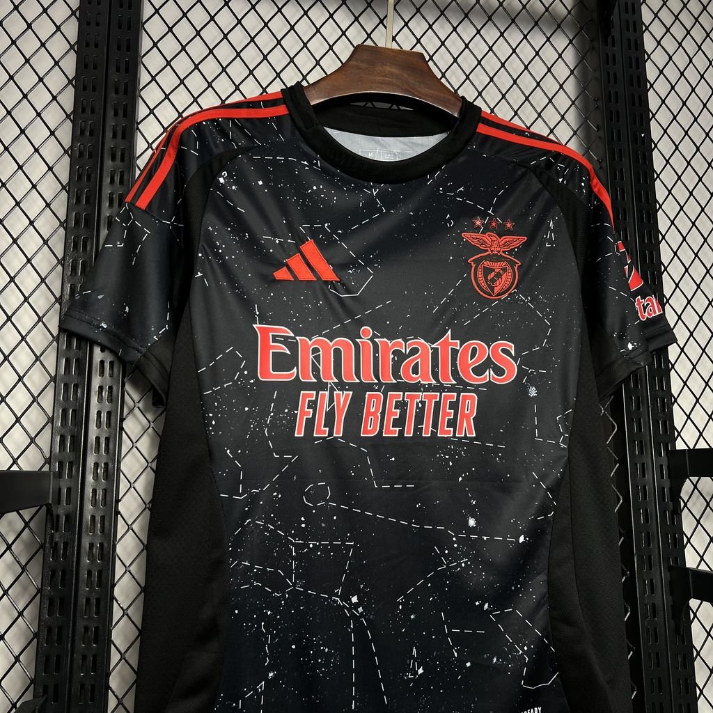 SL Benfica Away Trikot 2024-2025 - Schwarz SL Benfica Away Trikot 2024-2025 - Schwarz