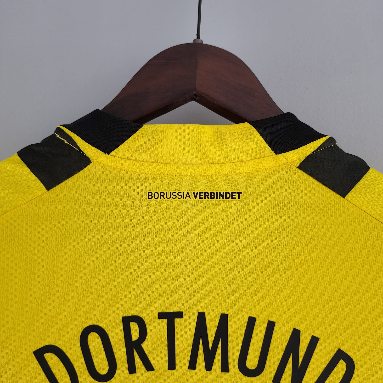 Frauen Borussia Dortmund Thorgan Hazard 10 Home Trikot 2022-2023 Frauen Borussia Dortmund Thorgan Hazard 10 Home Trikot 2022-2023
