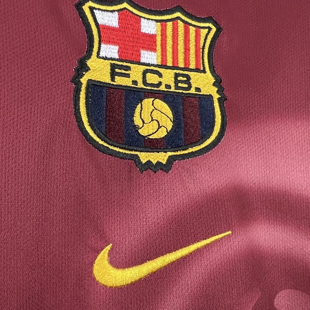 FC Barcelona X Travis Scott Skeleton Retro Home Trikot 2000-2001 FC Barcelona X Travis Scott Skeleton Retro Home Trikot 2000-2001
