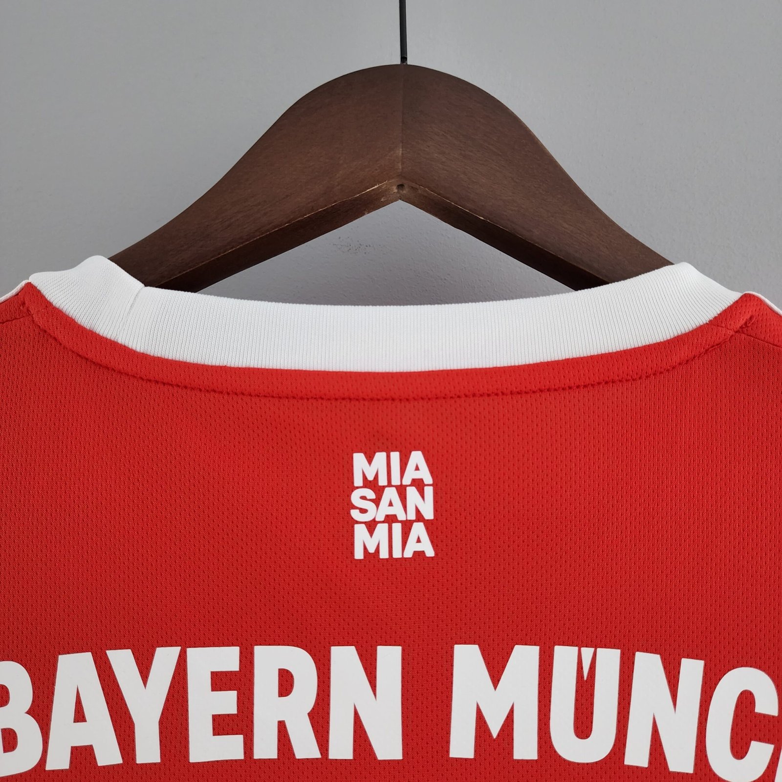 Heimtrikot 2022-2023  ( Aufdruck Dein Name ) Heimtrikot 2022-2023 ( Aufdruck Dein Name )
