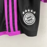 Bayern München Auswärtstrikot Kinder Minikit 2023-2024