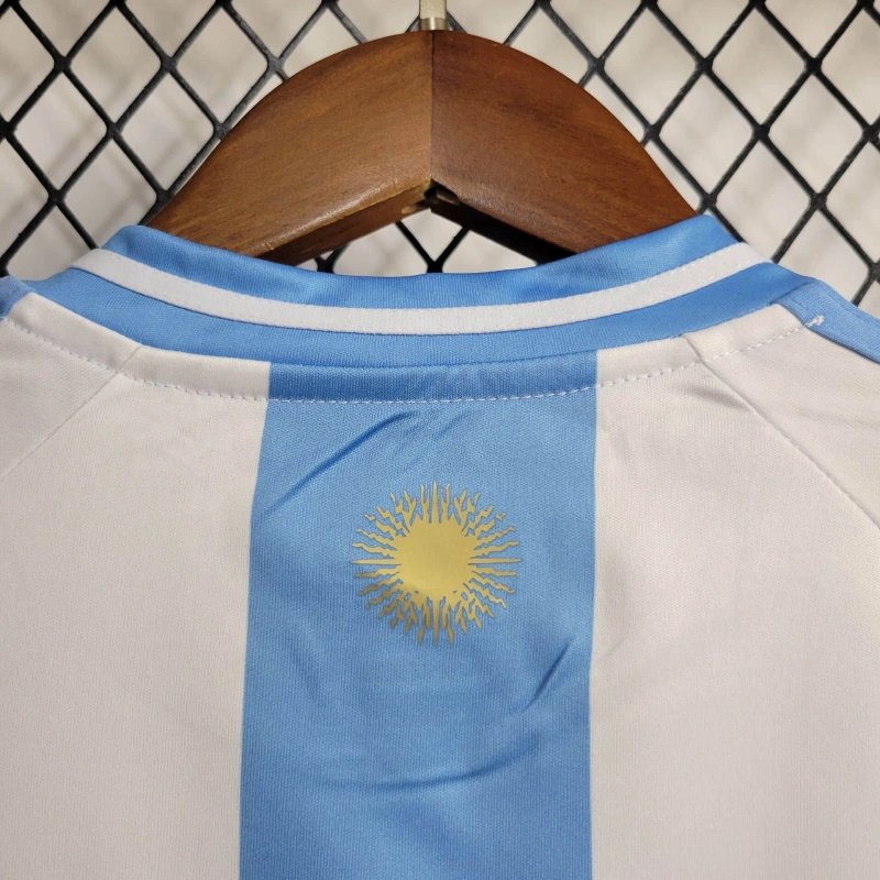 Argentinien Heimtrikot Kinder Minikit 2024-2025 Argentinien Heimtrikot Kinder Minikit 2024-2025