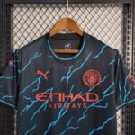 Man City Gedenkausgabe Trikot 2023-2024 - Blau