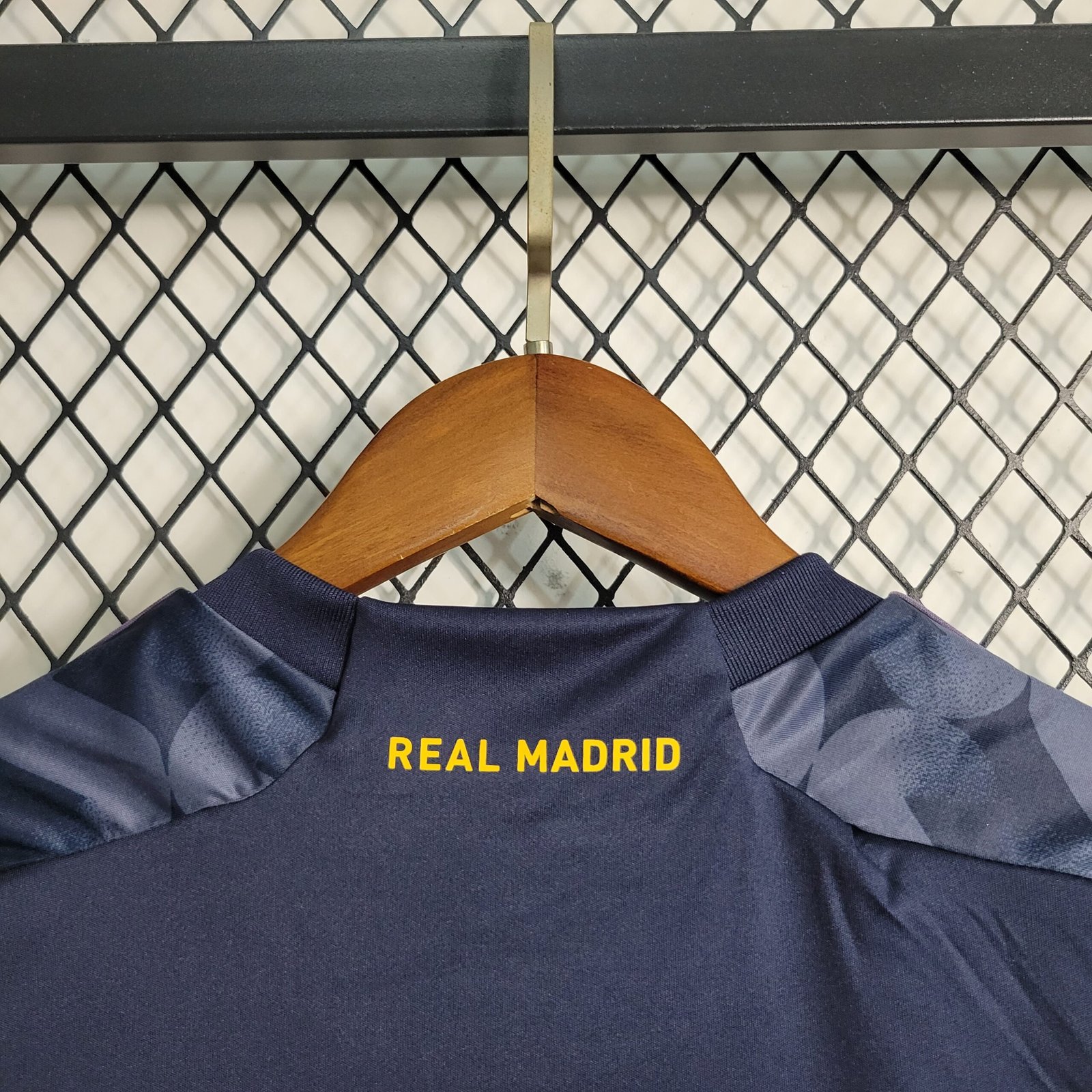 Real Madrid Arda Guler 24 Auswärtstrikot Kinder Mini Kit 2023-2024 Real Madrid Arda Guler 24 Auswärtstrikot Kinder Mini Kit 2023-2024