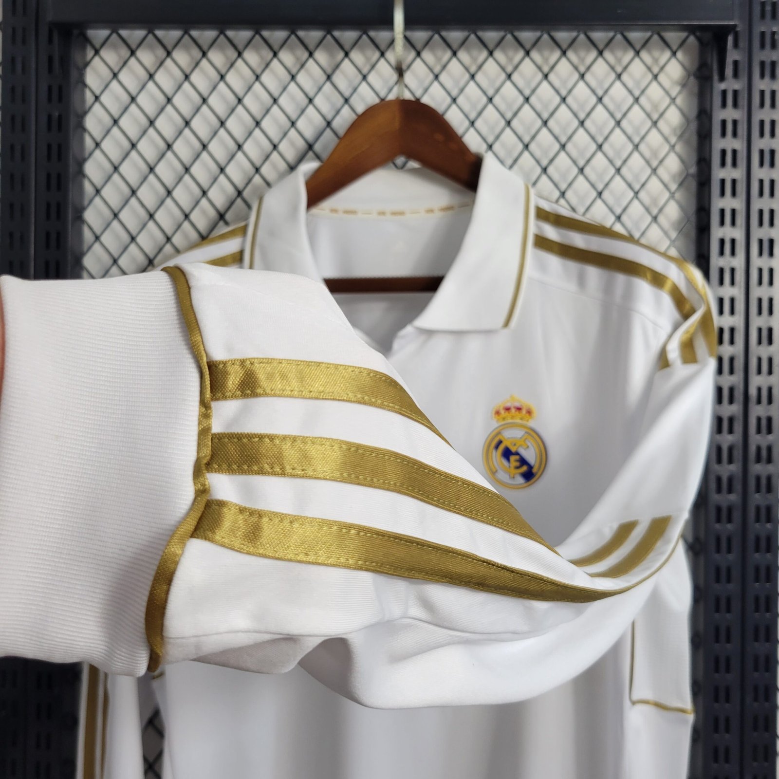 Real Madrid Retro Langarm Home Trikot 2011-2012 - Weiß Real Madrid Retro Langarm Home Trikot 2011-2012 - Weiß