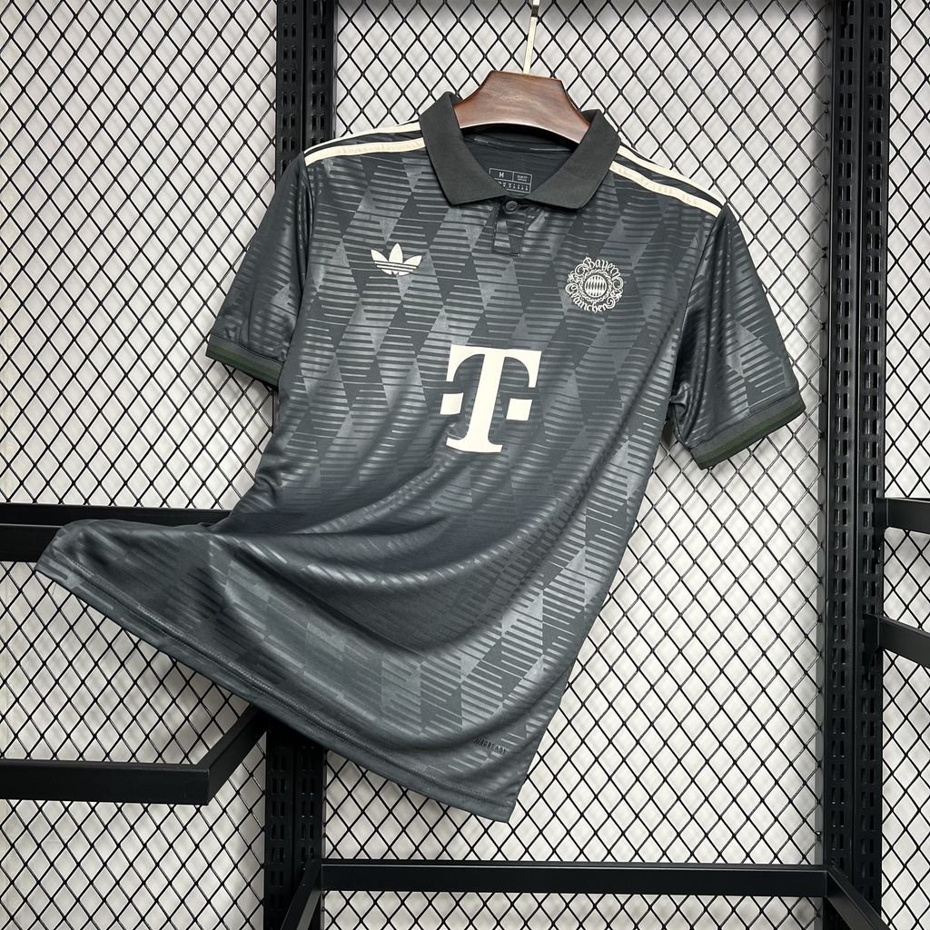 FC Bayern München Wiesn Oktoberfest Trikot 2024-2025 - Schwarz FC Bayern München Wiesn Oktoberfest Trikot 2024-2025 - Schwarz