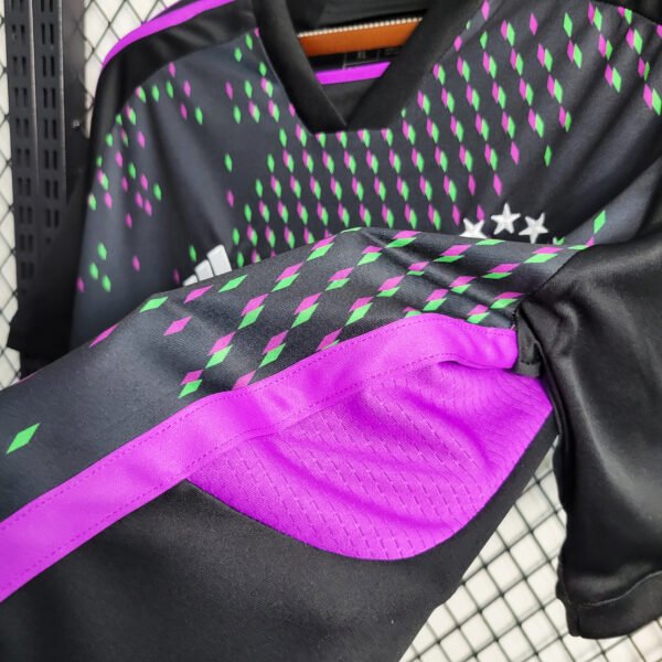 FC Bayern München Away Trikot 2023-2024 ( Aufdruck Dein Name )