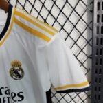Real Madrid Arda Guler 24 Heimtrikot Kinder Minikit 2023-2024