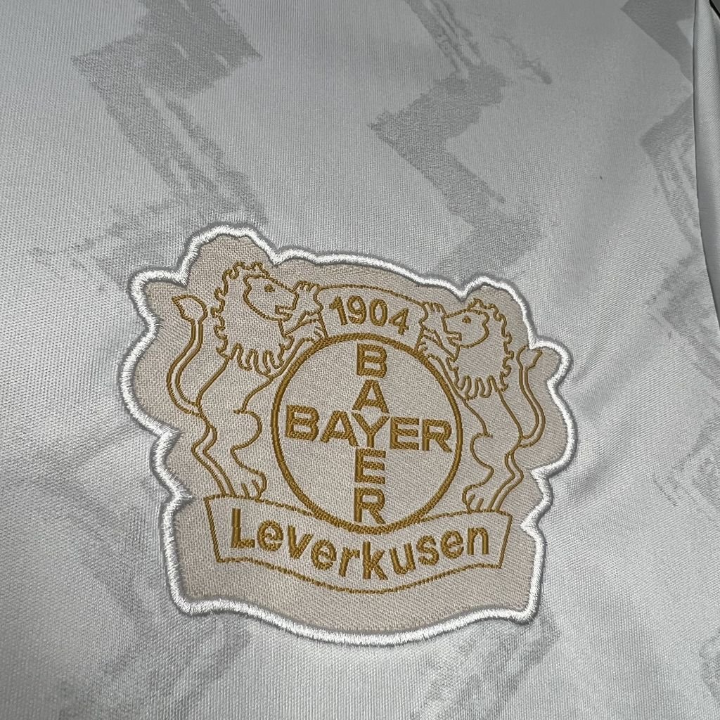 Bayer Leverkusen Florian Wirtz 10 Away Trikot 2024-2025 Bayer Leverkusen Florian Wirtz 10 Away Trikot 2024-2025