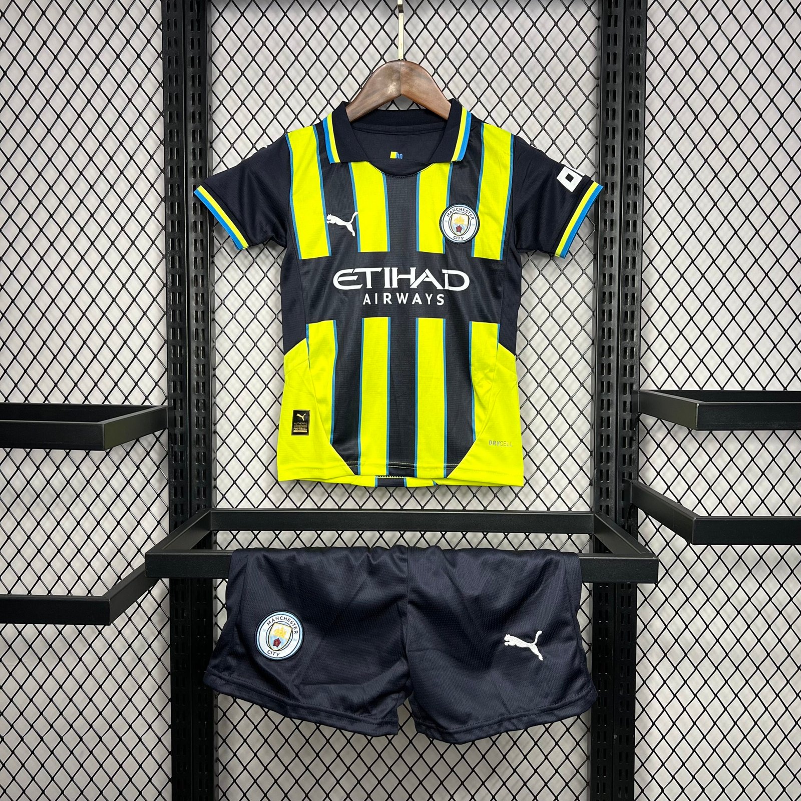 Man City Erling Haaland 9 Auswärtstrikot Kinder Mini Kit 2024-2025 Man City Erling Haaland 9 Auswärtstrikot Kinder Mini Kit 2024-2025