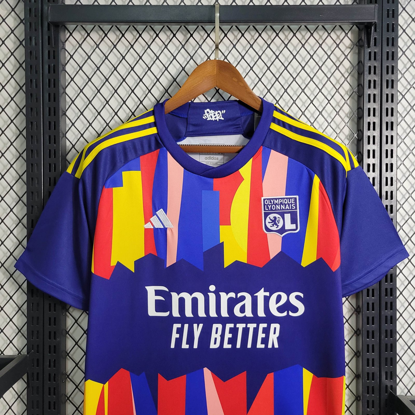 Olympique Lyonnais Third Trikot 2023-2024 Olympique Lyonnais Third Trikot 2023-2024