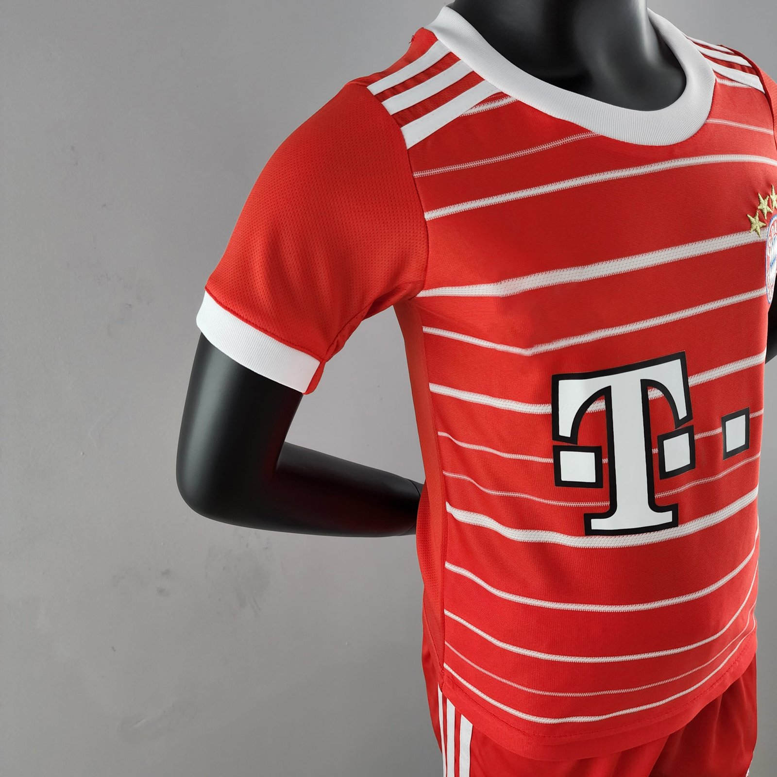 Heimtrikot Kinder Mini Kit 2022-2023 ( Aufdruck Dein Name ) Heimtrikot Kinder Mini Kit 2022-2023 ( Aufdruck Dein Name )