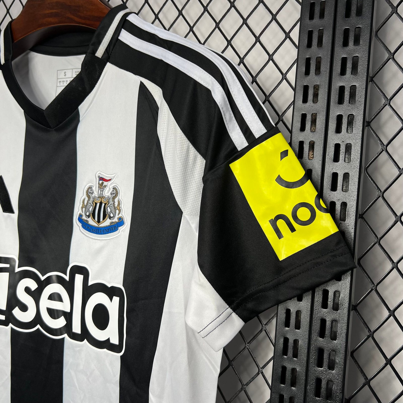 Newcastle United Home Trikot 2024-2025 Newcastle United Home Trikot 2024-2025