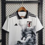 Japan Schwarzer Drache Sondertrikot 2023-2024 - Weiß