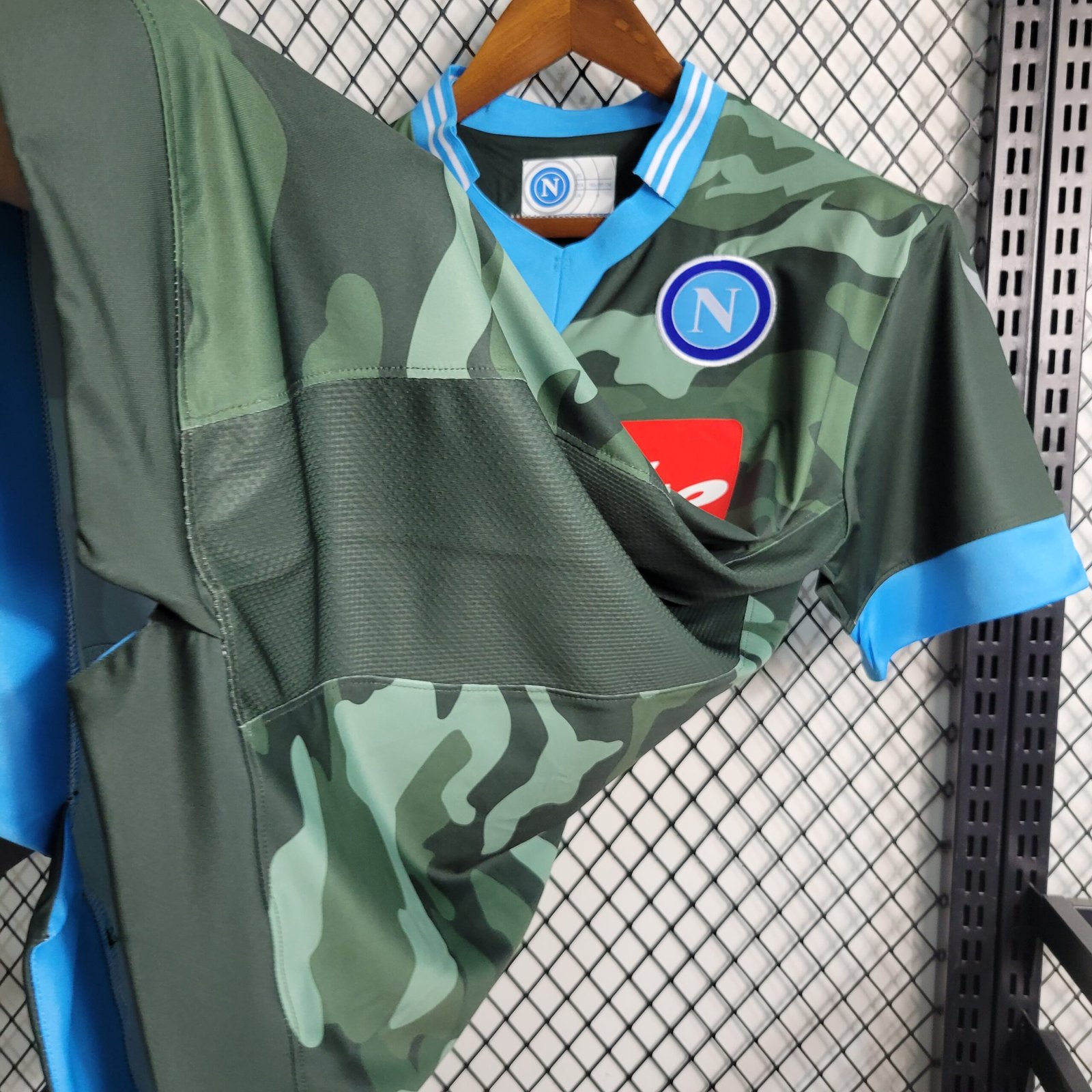 SSC Neapel Retro Home Trikot 2013-2014 SSC Neapel Retro Home Trikot 2013-2014
