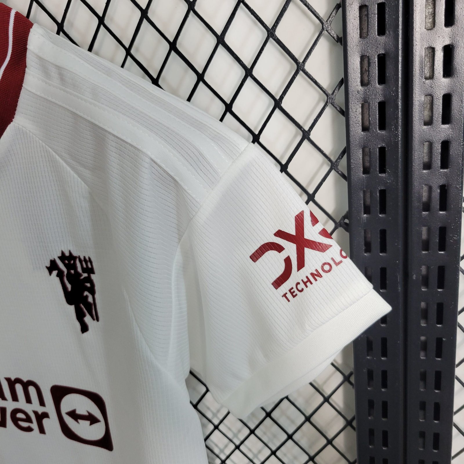 Manchester United Cristiano Ronaldo 7 Third Trikot Kinder Mini Kit 2023-2024 Manchester United Cristiano Ronaldo 7 Third Trikot Kinder Mini Kit 2023-2024