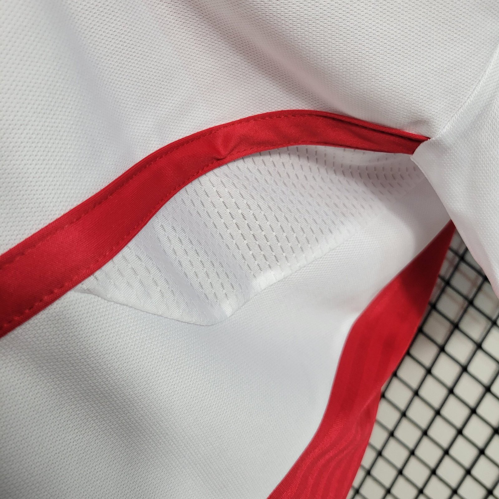 Ajax Home Trikot 2023-2024 - Rot Ajax Home Trikot 2023-2024 - Rot
