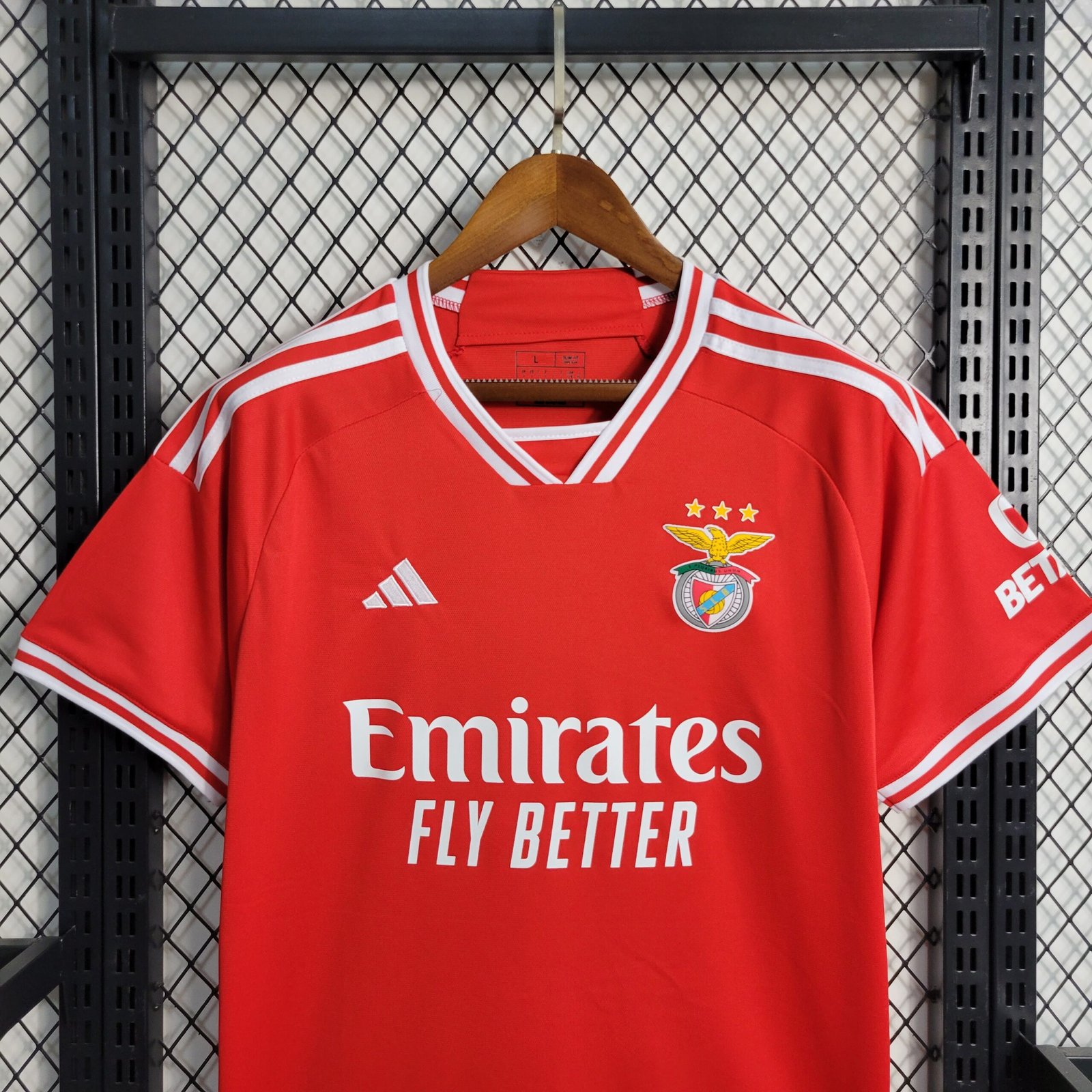 SL Benfica Home Trikot 2023-2024 - Rot SL Benfica Home Trikot 2023-2024 - Rot